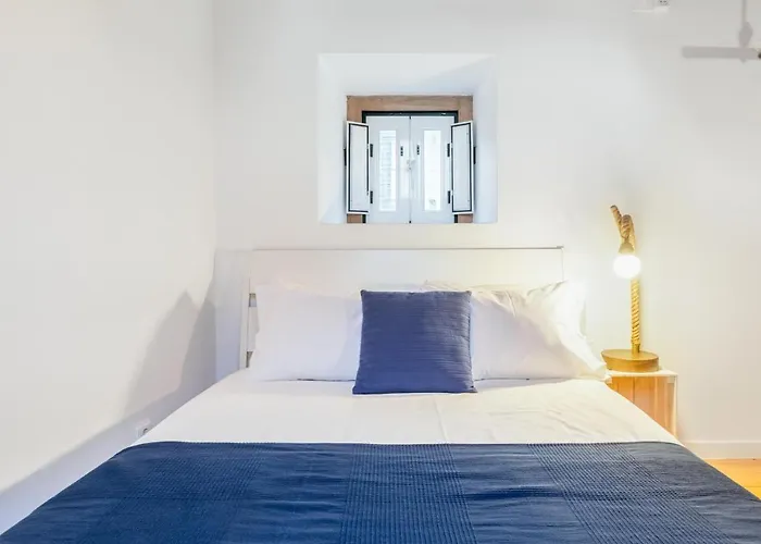 Daire Baixa Heritage Apartments By Cathedral & Tram 28 Lisboa