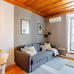 Baixa Heritage By Cathedral & Tram 28 By Nestatlisbon *