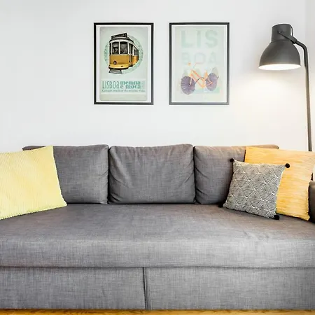 Rustic View In Baixa By River Tagus Lissabon