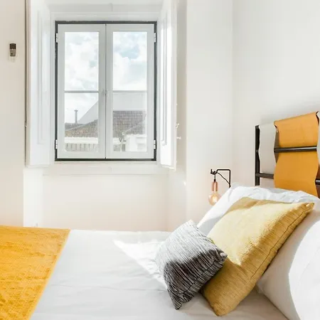 Rustic View In Baixa By River Tagus Lissabon