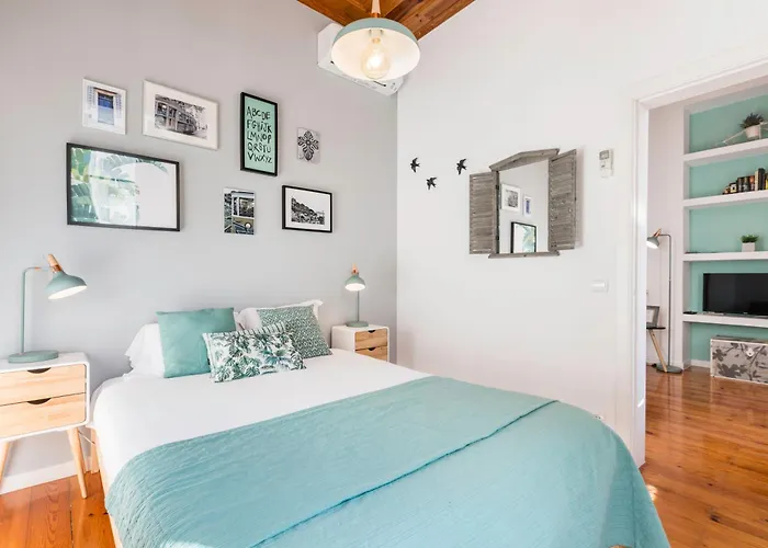 Baixa Heritage Apartments By Cathedral & Tram 28 * Lissabon