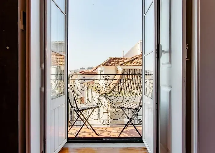 Apartment Baixa Heritage Apartments By Cathedral & Tram 28