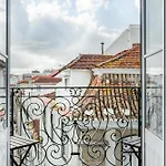 Appartamento Baixa Heritage By Cathedral & Tram 28 By Nestatlisbon *