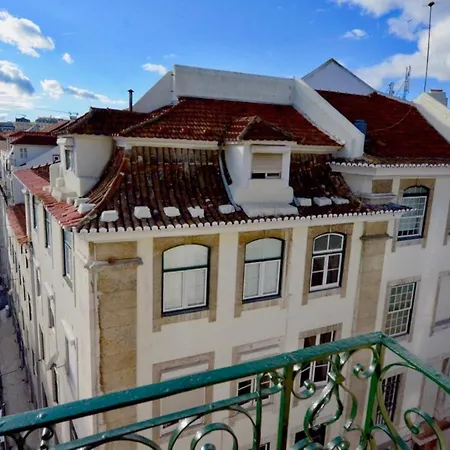 Baixa Heritage Apartments By Cathedral & Tram 28 By Nestatlisbon