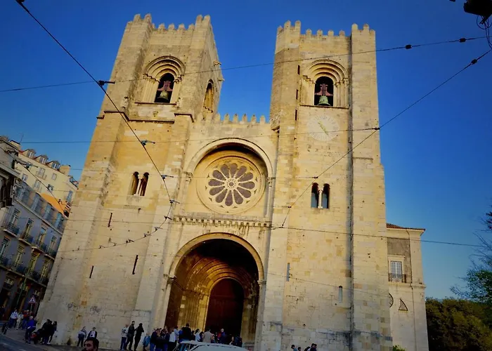 Baixa Heritage Apartments By Cathedral & Tram 28 Lisbon
